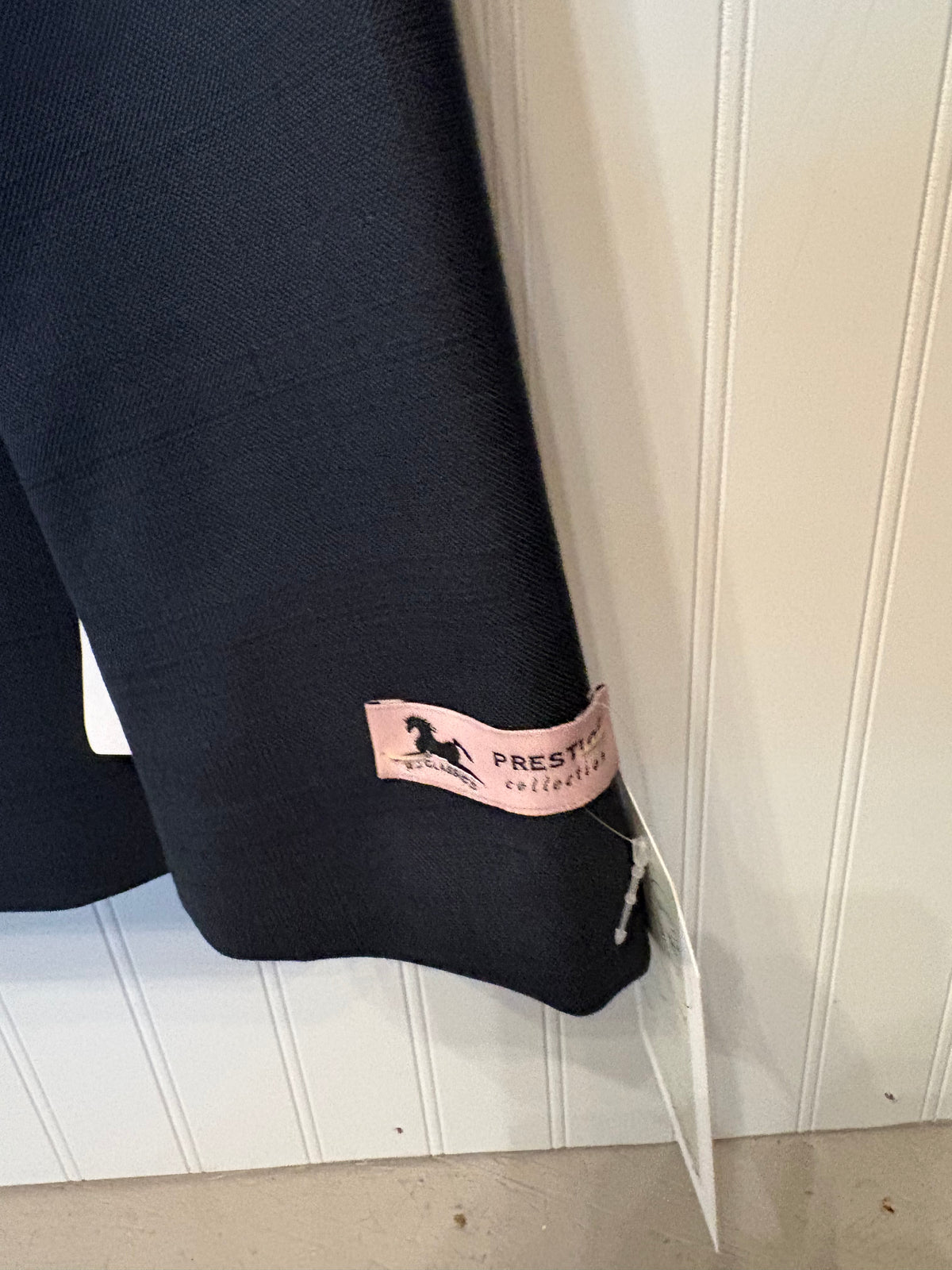 RJ Classics 00R Show Coat