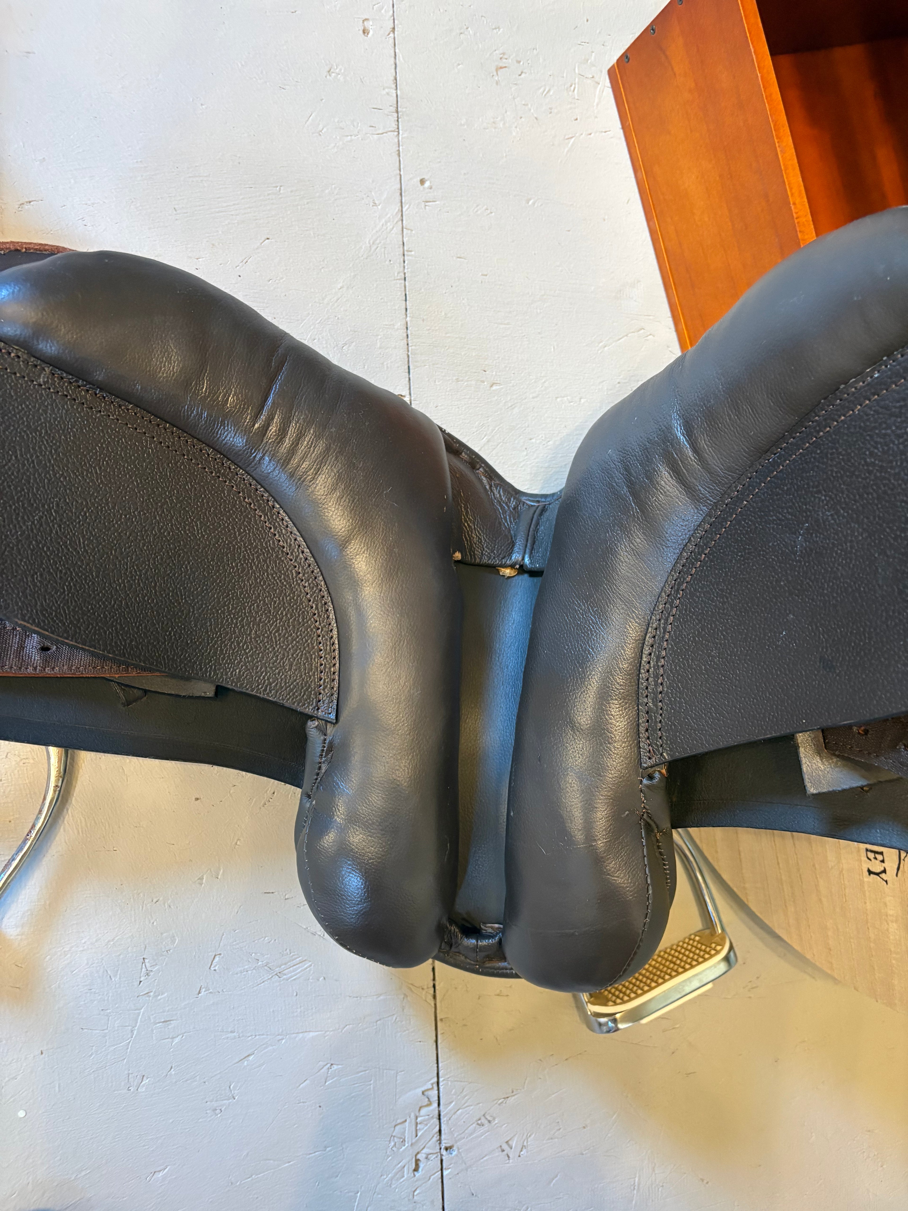 12” English All purpose Saddle