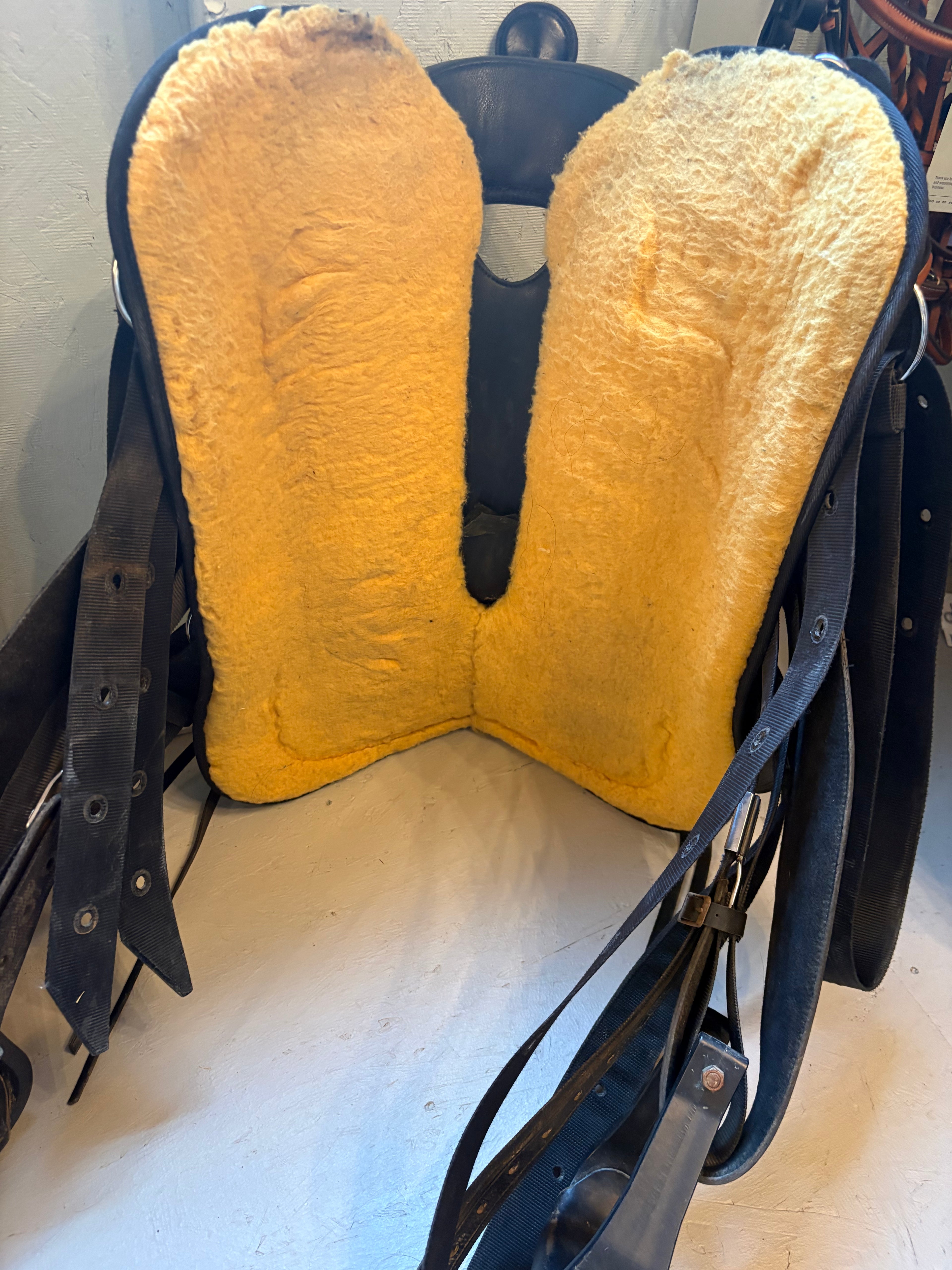 16” Wintec Western Saddle