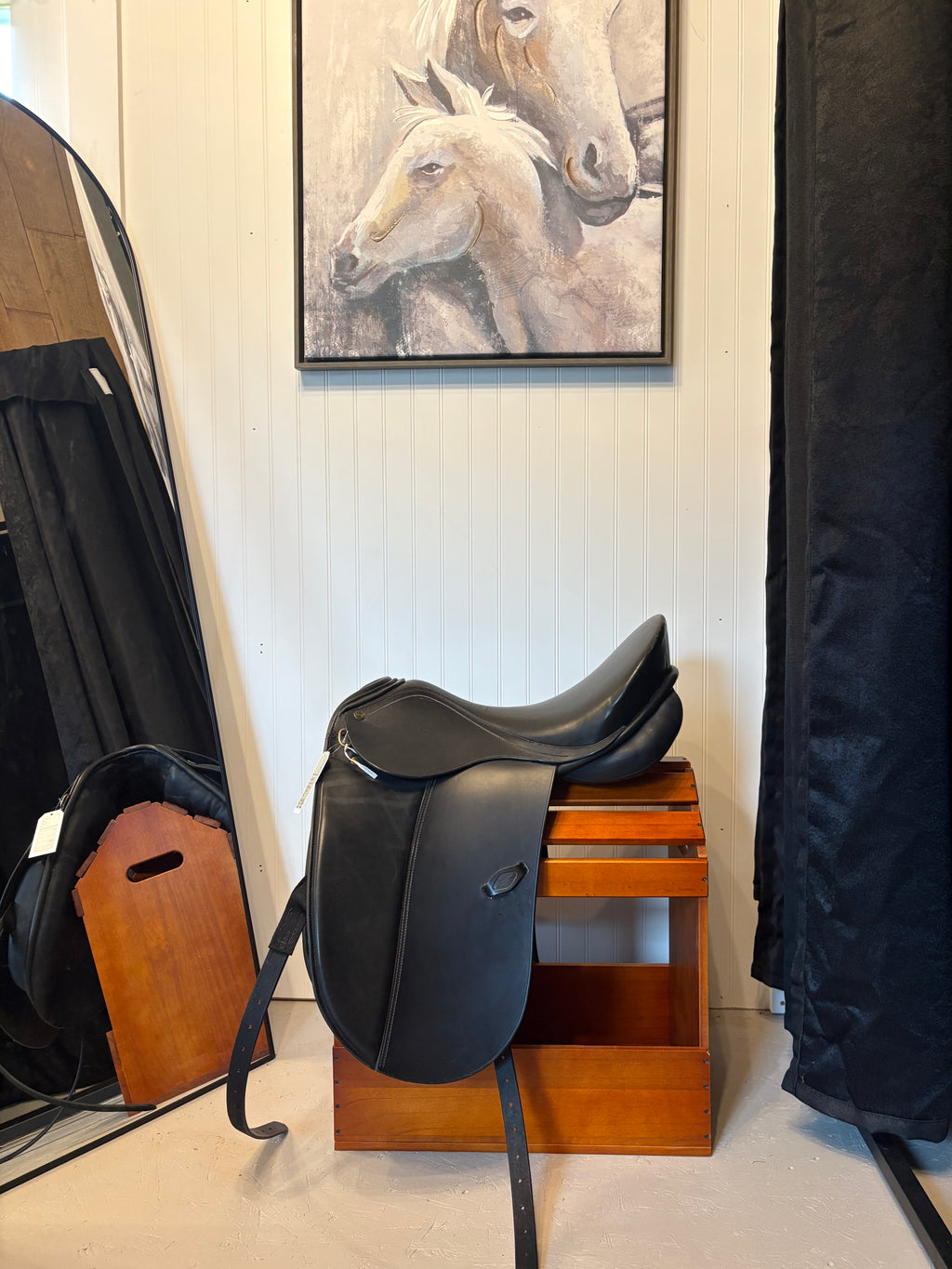 Henri de Rivella Pro Lexus Dressage Saddle 18W