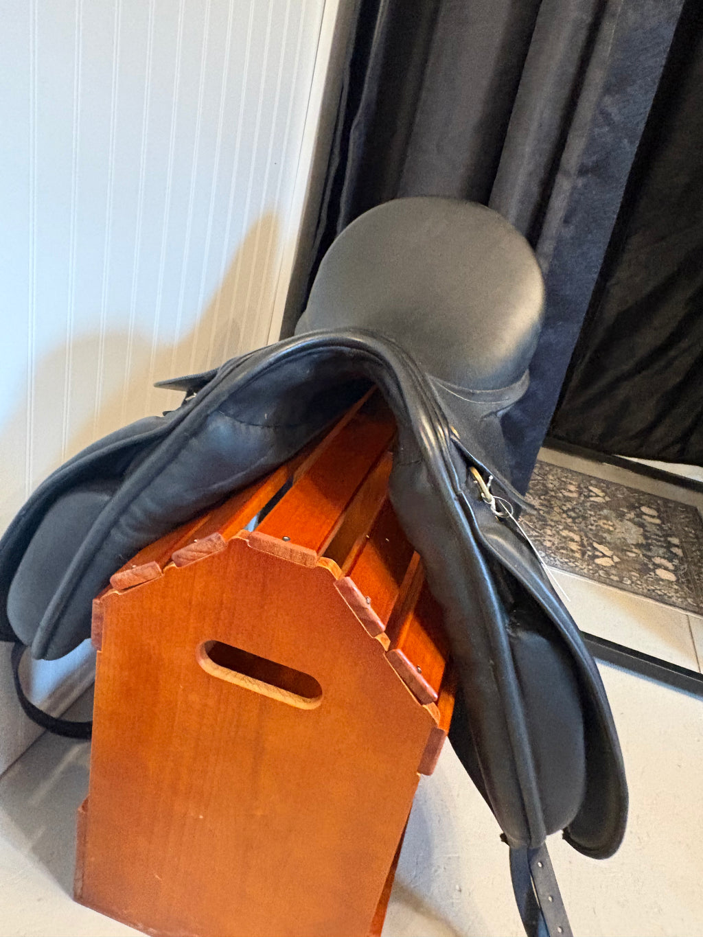 Henri de Rivella Pro Lexus Dressage Saddle 18W