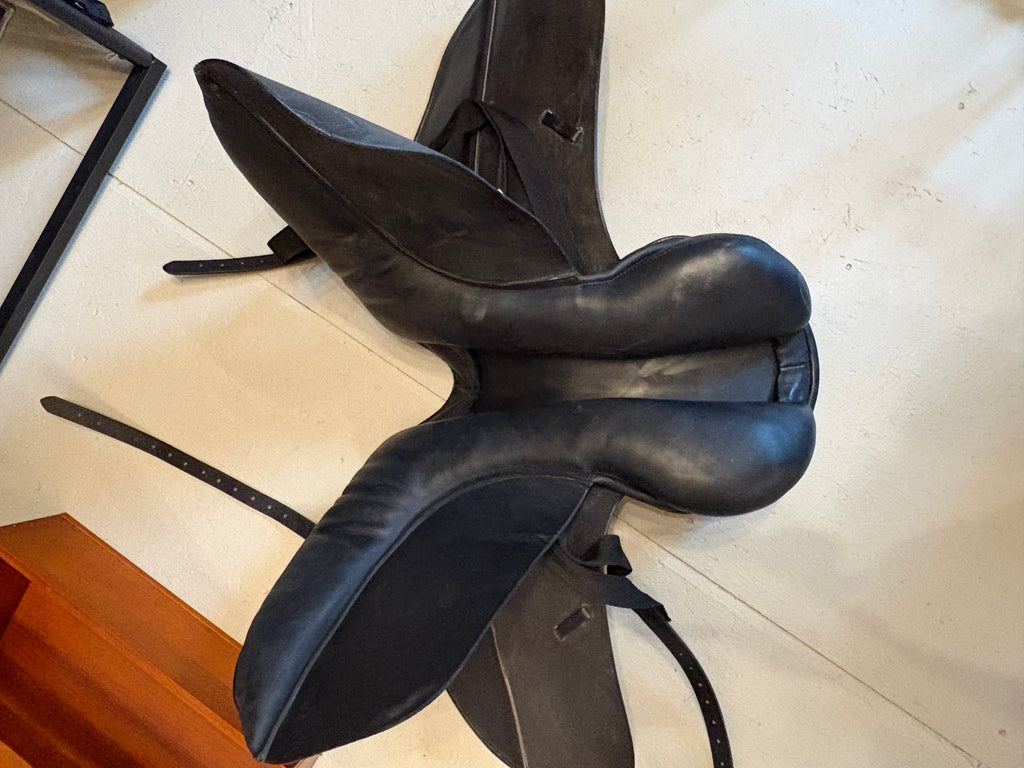 Henri de Rivella Pro Lexus Dressage Saddle 18W