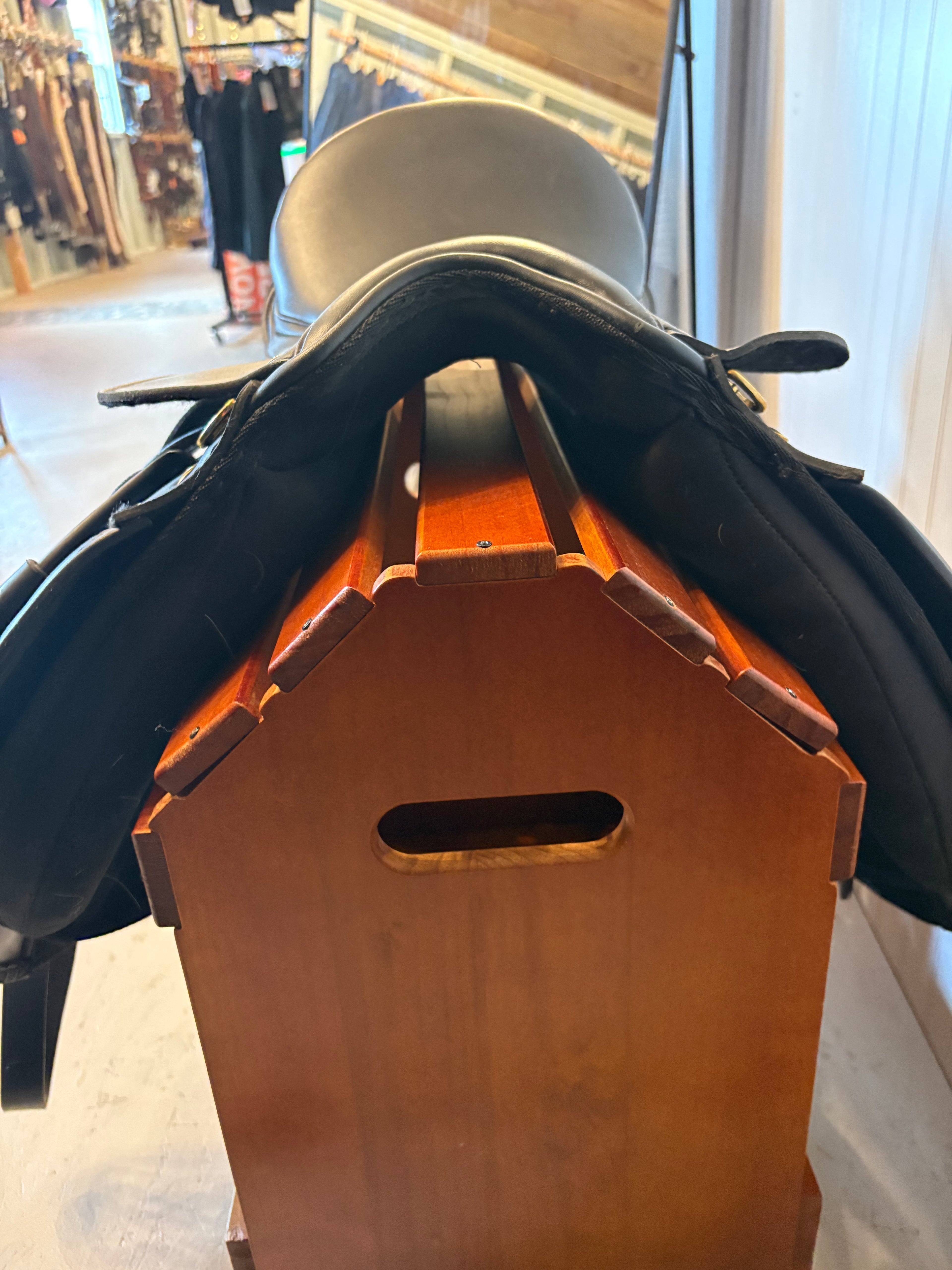 16” Riviera Newport Synthetic Lightweight Saddle includes stirrups, leathers and girth