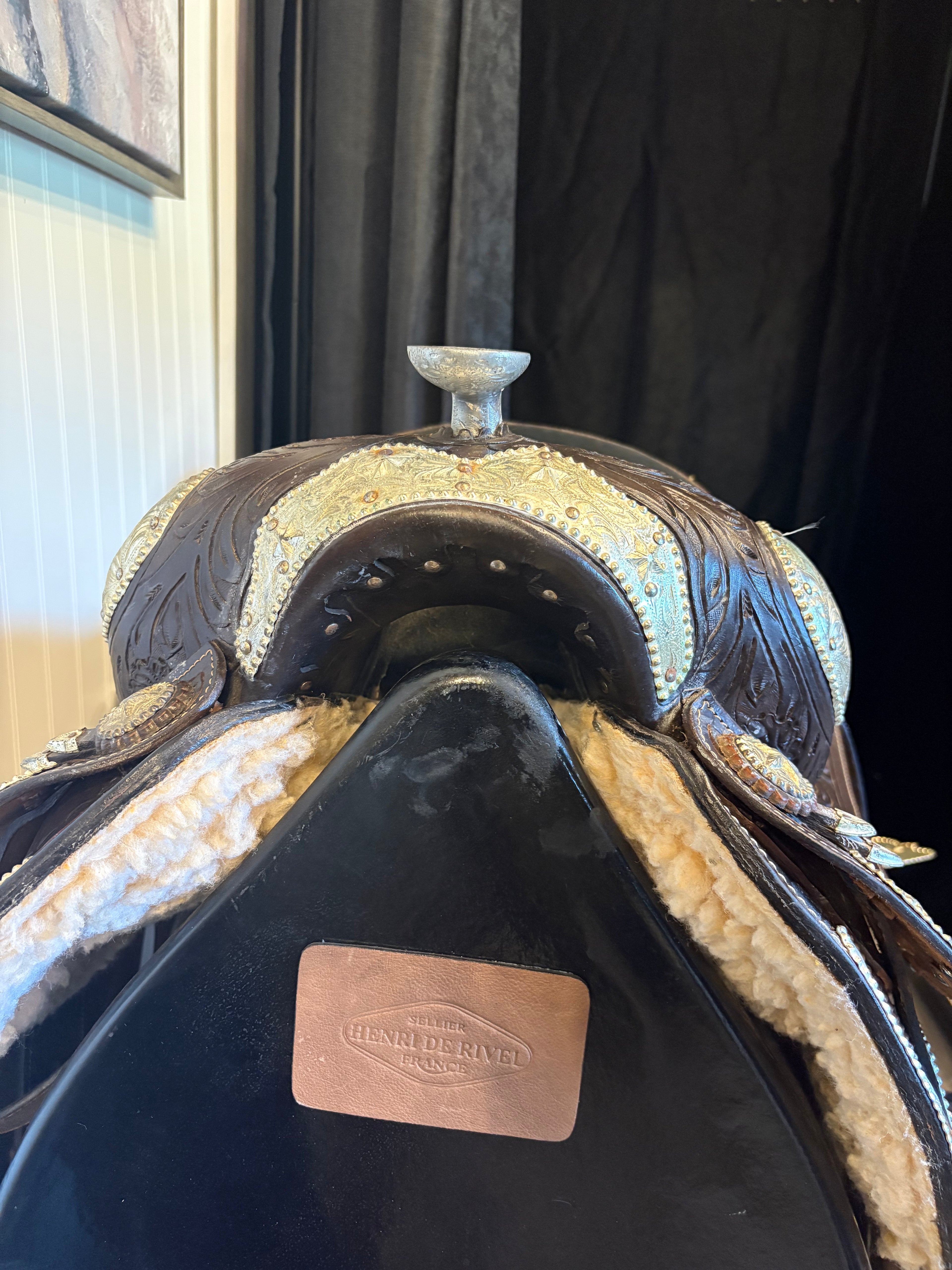 Stunning Western Show Saddle 18”